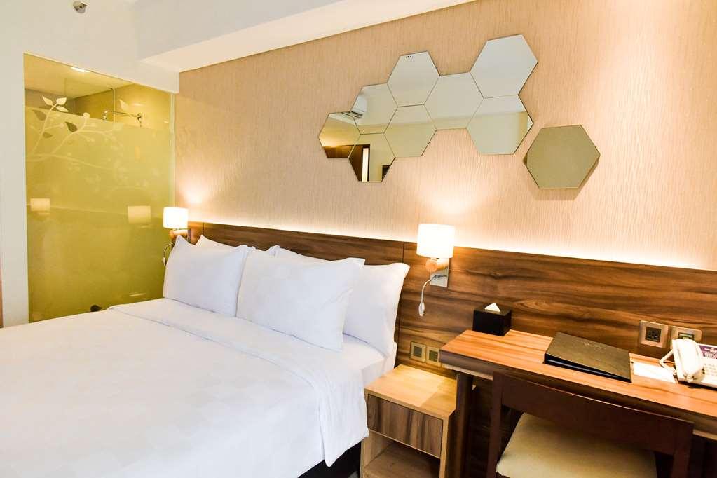 Hotel Golden Tulip Essential Tangerang Camera foto