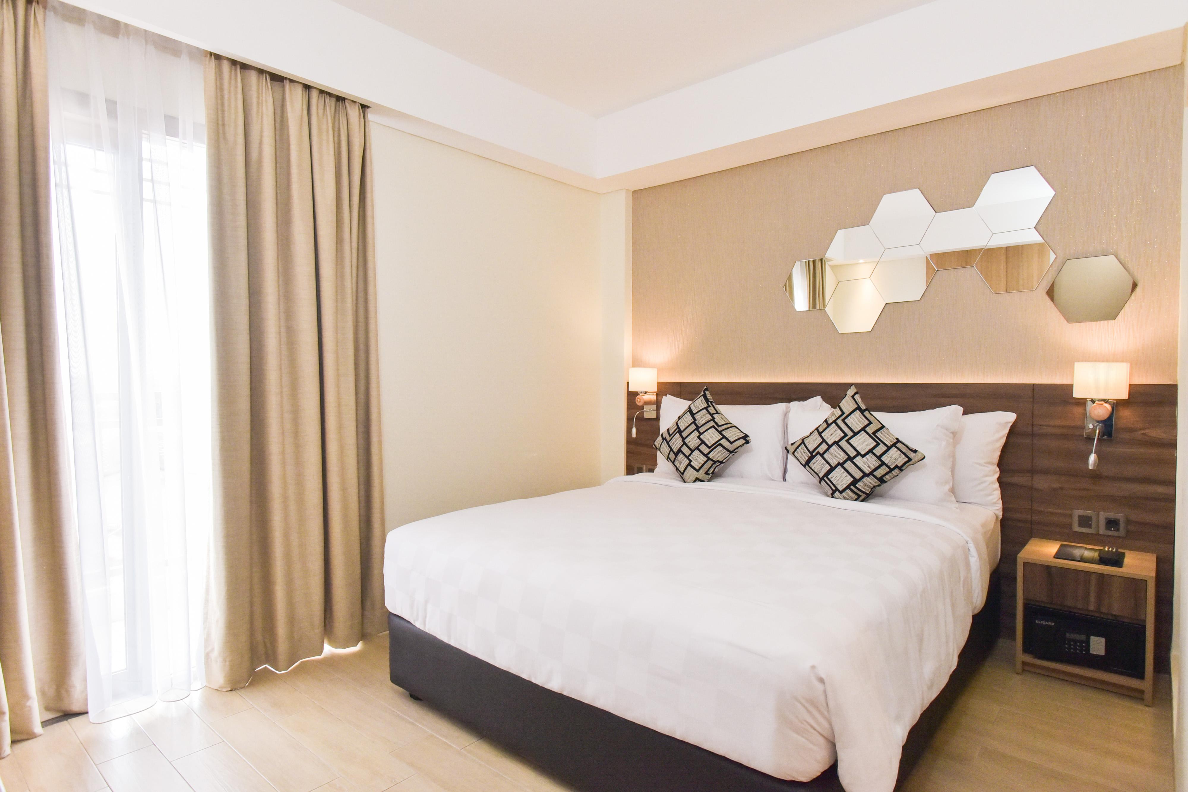 Hotel Golden Tulip Essential Tangerang Esterno foto
