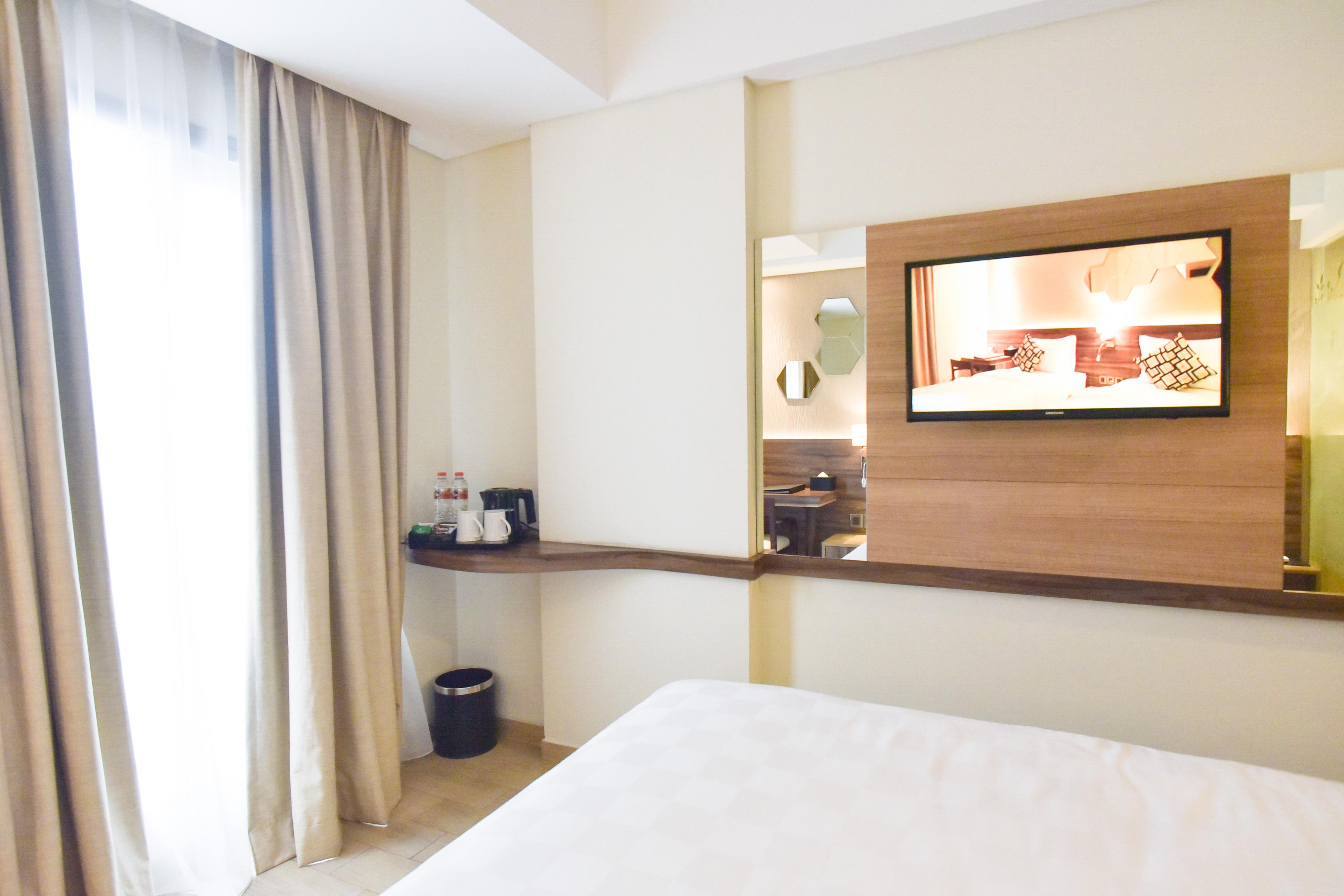 Hotel Golden Tulip Essential Tangerang Esterno foto