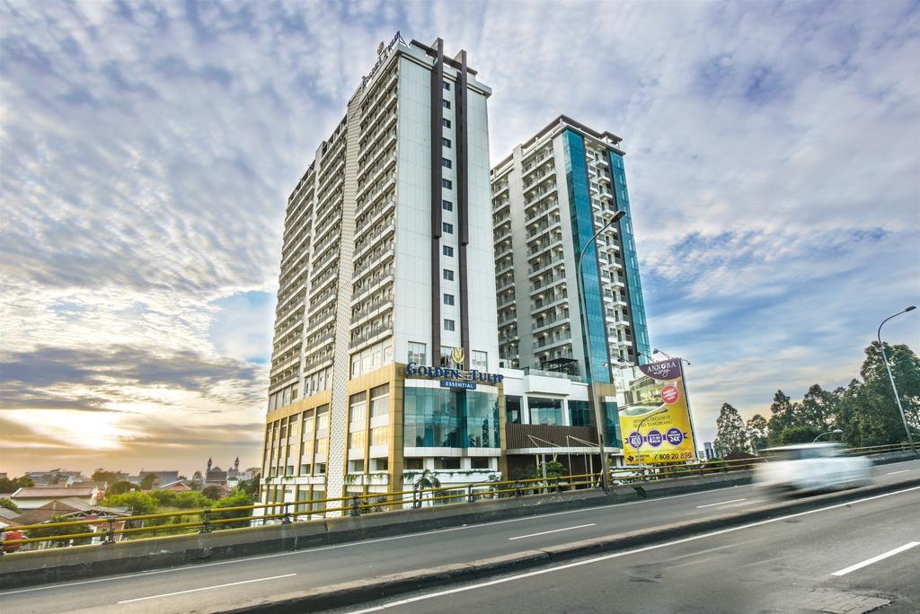 Hotel Golden Tulip Essential Tangerang Esterno foto